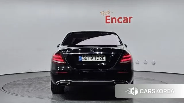 Mercedes-Benz E-Class W213 id 2212028 из Кореи 14