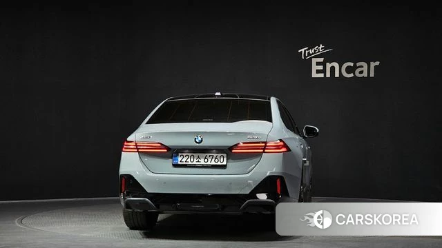 BMW 5 Series (G60) id 4185646 из Кореи 30