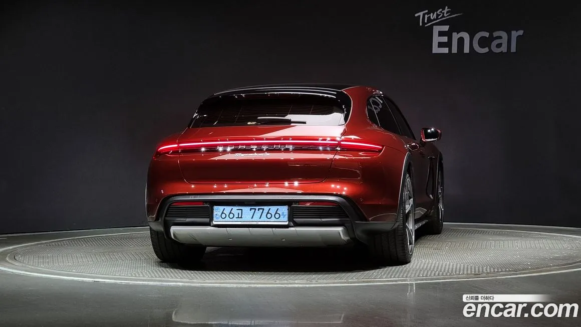 Porsche Taycan id 609385 из Кореи 14