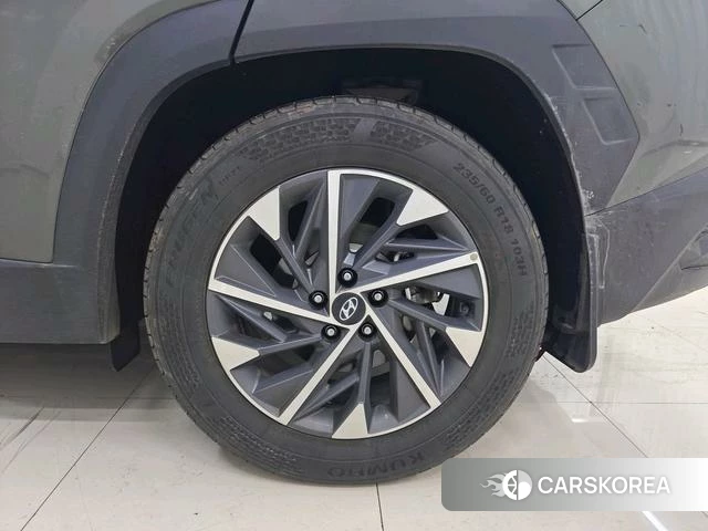 Hyundai Tucson id 4407377 из Китая 14