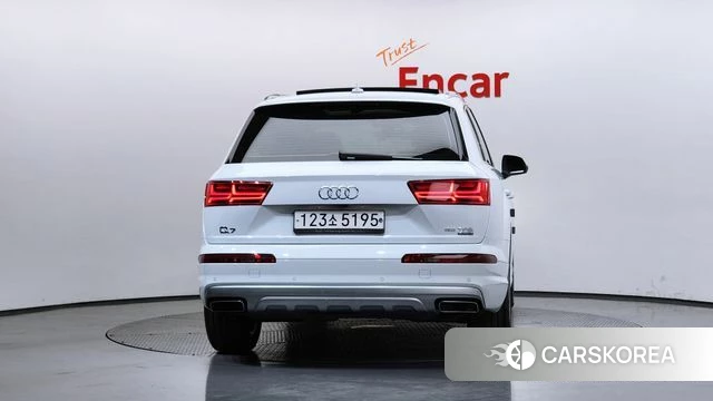 Audi Q7 (4M) id 4465116 из Кореи 23
