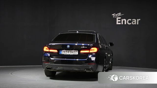 BMW 5 Series (G30) id 3839539 из Кореи 14