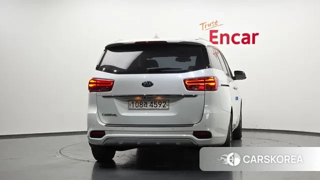 Kia The New Carnival id 3557931 из Кореи 14