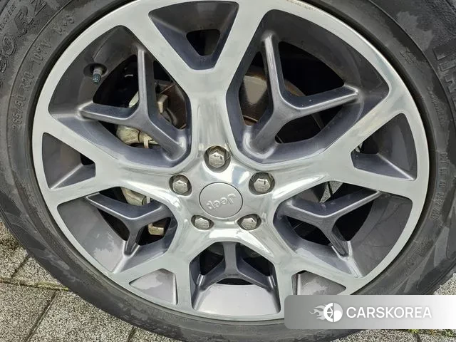 Jeep Grand Cherokee id 3269899 из Кореи 14