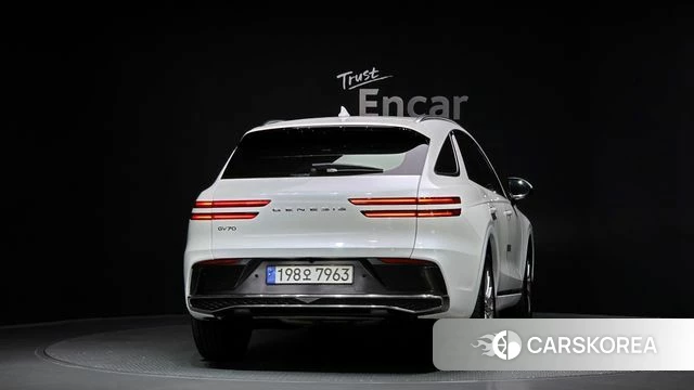 Genesis GV70 id 4248488 из Кореи 24