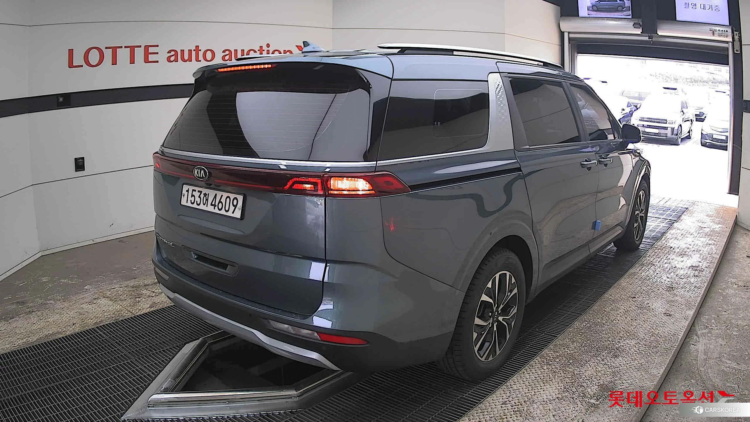 Kia Carnival id 3875761 из Кореи 31