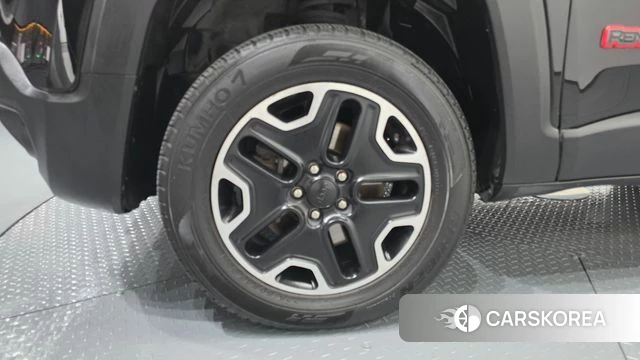 Jeep Renegade id 3917205 из Кореи 14