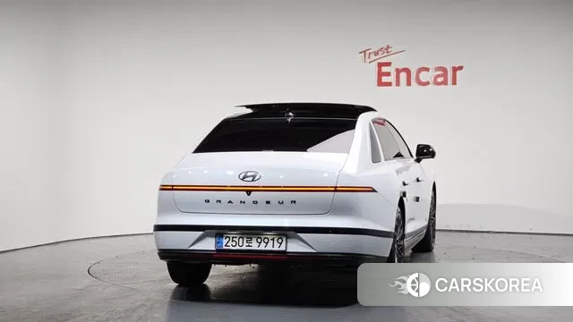 Hyundai Grandeur Hybrid (GN7) id 3507536 из Кореи 14