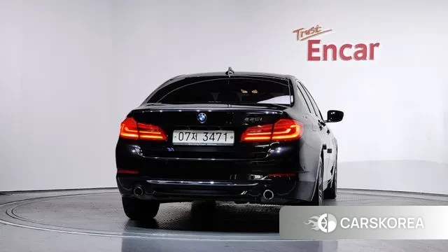 BMW 5 Series (G30) id 3489676 из Кореи 14