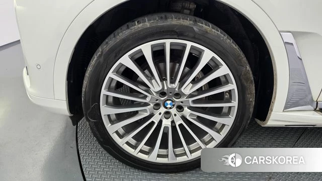BMW X7 (G07) id 4666755 из Кореи 31