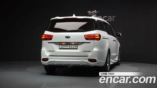 Kia The New Carnival id 2716336 из Кореи 14