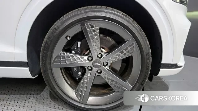 Genesis GV70 id 3507890 из Кореи 14