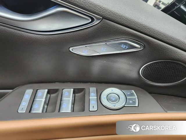 Genesis G80 (RG3) id 3841835 из Кореи 14