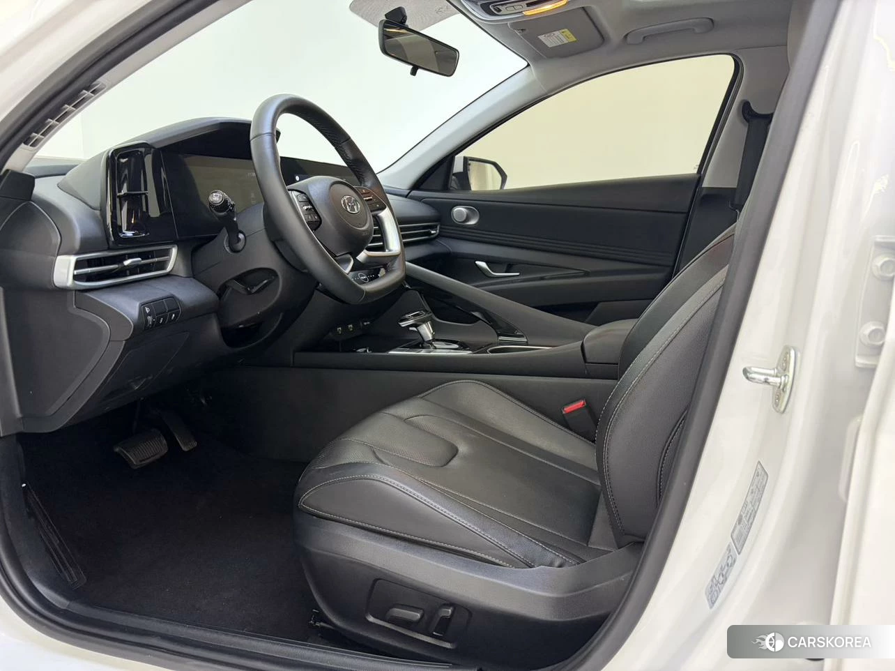 Hyundai Elantra id 4452131 из Китая 9