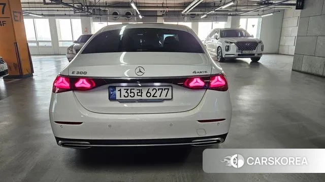 Mercedes-Benz E-Class W214 2024 Белый из Кореи, фото 6