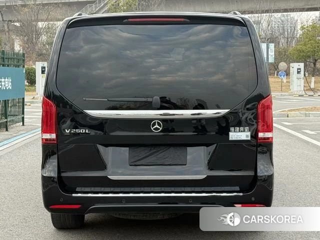 Mercedes-Benz V-class id 4265592 из Китая 14