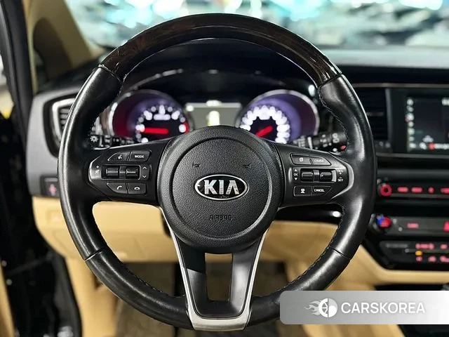 Kia The New Carnival id 2986448 из Кореи 13