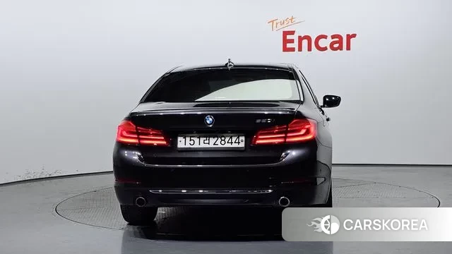 BMW 5 Series (G30) id 3101459 из Кореи 14