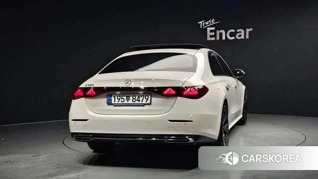 Mercedes-Benz E-Class W214 id 3477301 из Кореи 14