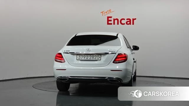 Mercedes-Benz E-Class W213 id 4662488 из Кореи 32