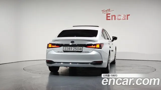 Lexus ES300h 7th generation id 2757817 из Кореи 14