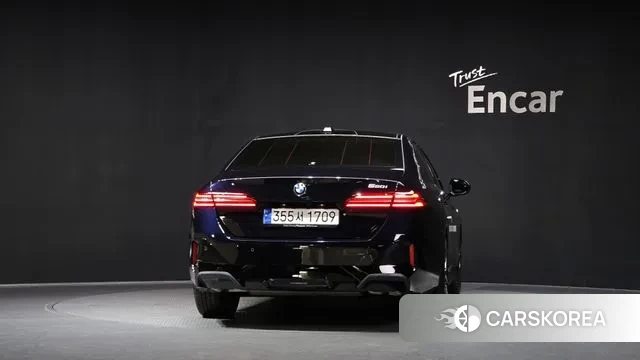 BMW 5 Series (G60) id 3447086 из Кореи 14