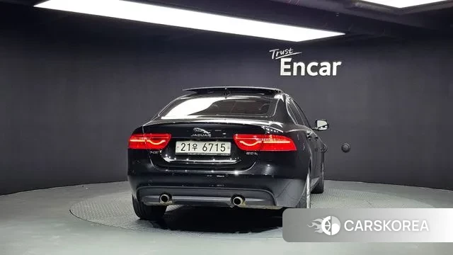 Jaguar XE id 3319795 из Кореи 14