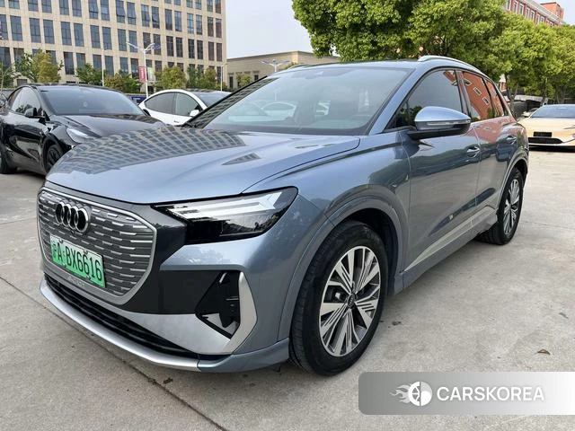 Audi Q4 e-tron 2023 Темно-серый из Китая, фото 4