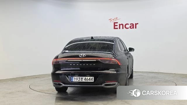 Hyundai The New Grandeur IG Hybrid id 4349823 из Кореи 27