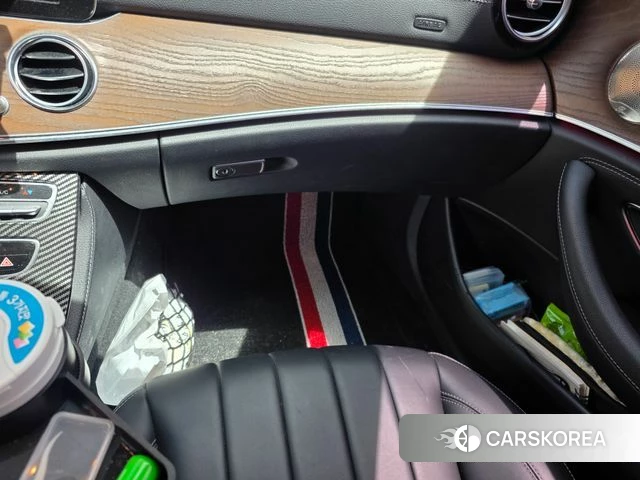 Mercedes-Benz E-Class W213 2019 Серебристо-серый из Кореи, фото 6
