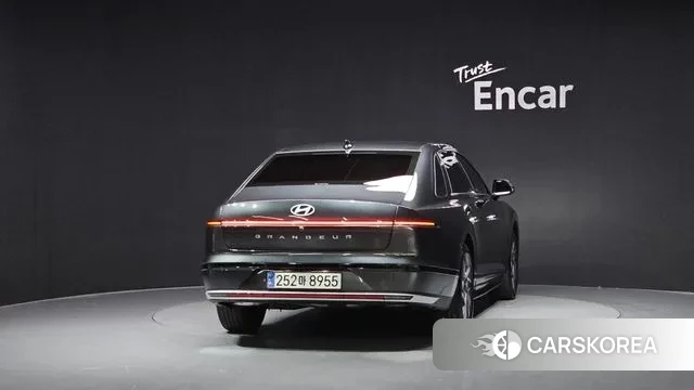 Hyundai Grandeur (GN7) id 3388345 из Кореи 14