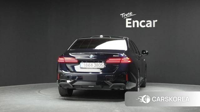 BMW 5 Series (G60) id 4177478 из Кореи 14