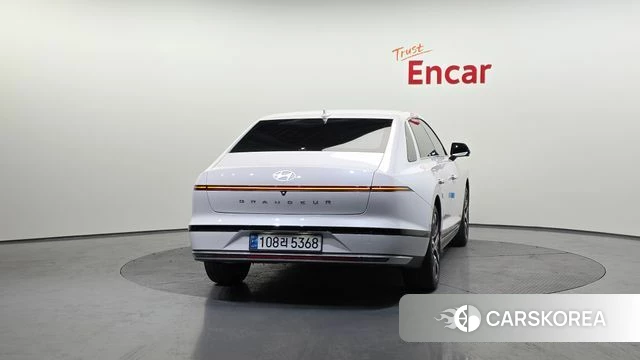 Hyundai Grandeur Hybrid (GN7) id 3817175 из Кореи 14