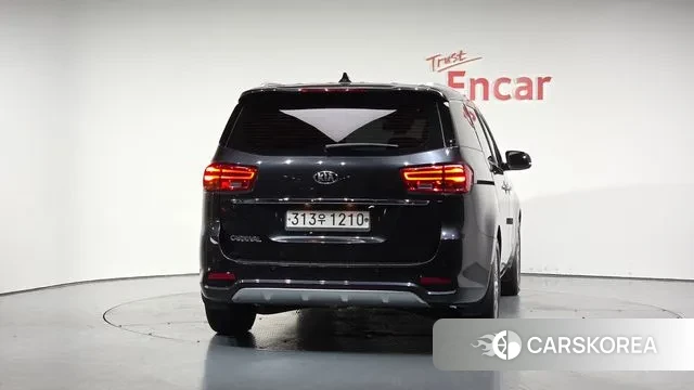 Kia The New Carnival id 3038960 из Кореи 14