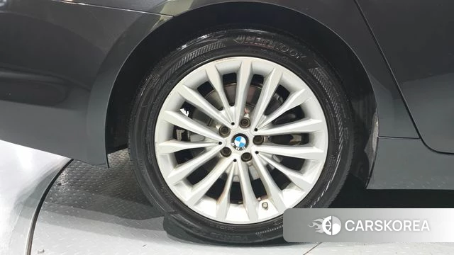 BMW 5 Series (G30) id 4856088 из Кореи 26