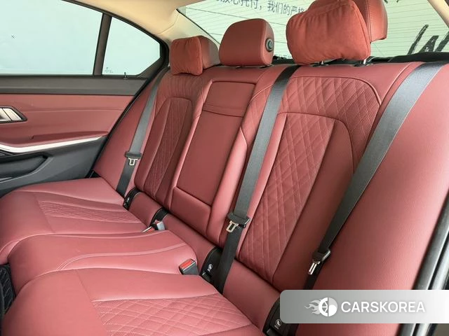 BMW 3 series id 4273506 из Китая 13