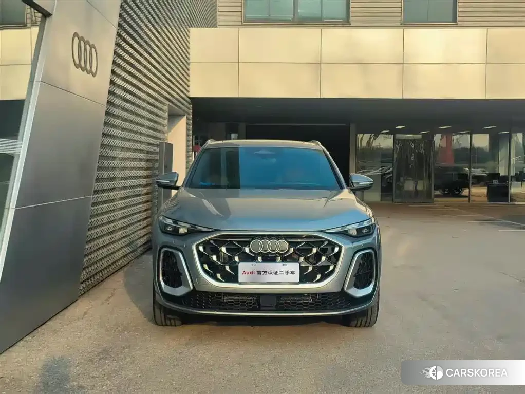 Audi Q5L 2026 Silver/gray из Китая, фото 4