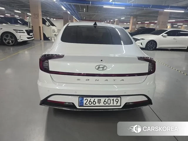 Hyundai Sonata (DN8) id 3676651 из Кореи 9