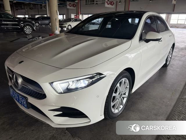 Mercedes-Benz Class A 2021 Белый из Китая, фото 4