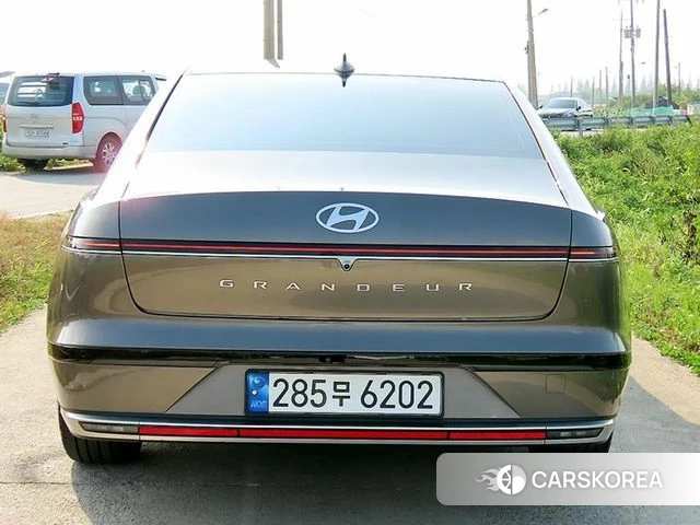 Hyundai Grandeur (GN7) id 4922175 из Кореи 14