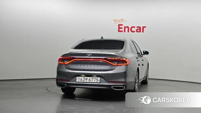 Hyundai Grandeur IG id 3845476 из Кореи 14