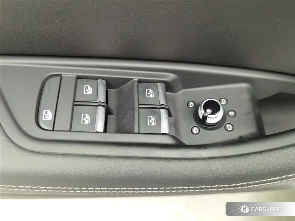 Audi A4L id 4655137 из Китая 18