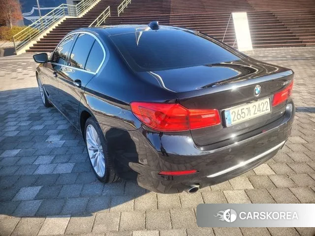 BMW 5 Series (G30) id 3469773 из Кореи 14