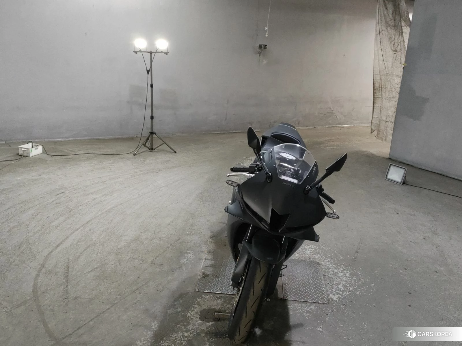 Проданный Honda CBR600RR id 4184748 из Японии, фото 4