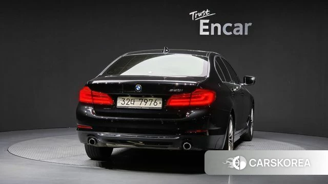BMW 5 Series (G30) id 4574086 из Кореи 25
