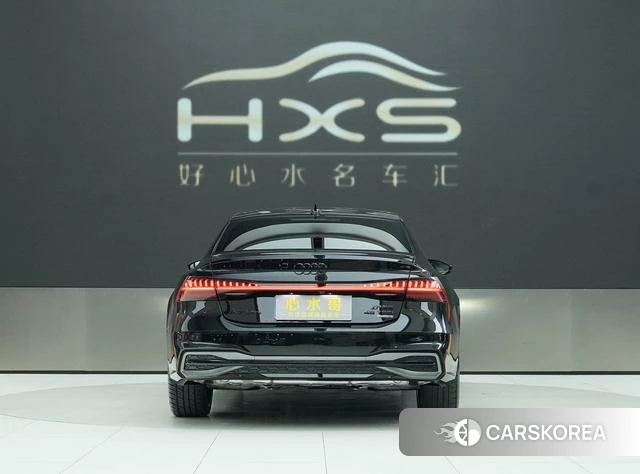 Audi A7L id 4328829 из Китая 18