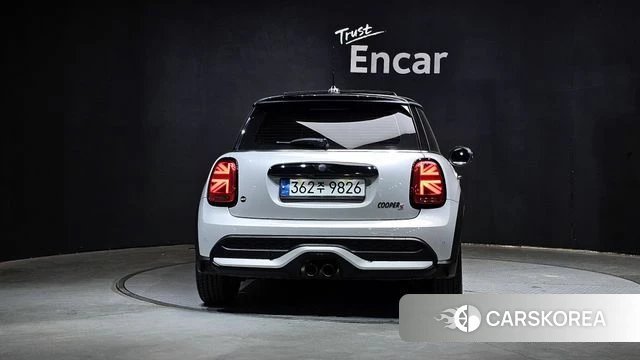 Mini Cooper S id 4179181 из Кореи 14