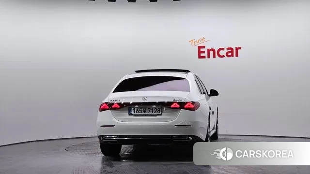 Mercedes-Benz E-Class W214 id 3610097 из Кореи 14