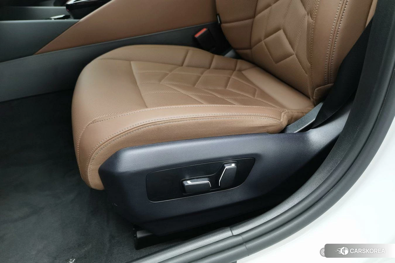BMW 5 series id 4479245 из Китая 18