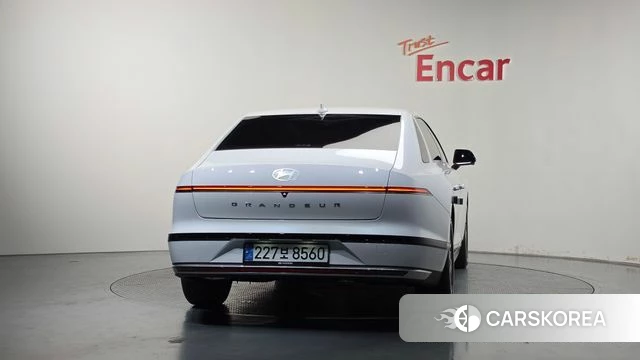 Hyundai Grandeur (GN7) id 4904416 из Кореи 34